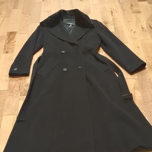 MaxMara coat. Vintage. 💯 Authentic. 💯 Lamb's wool